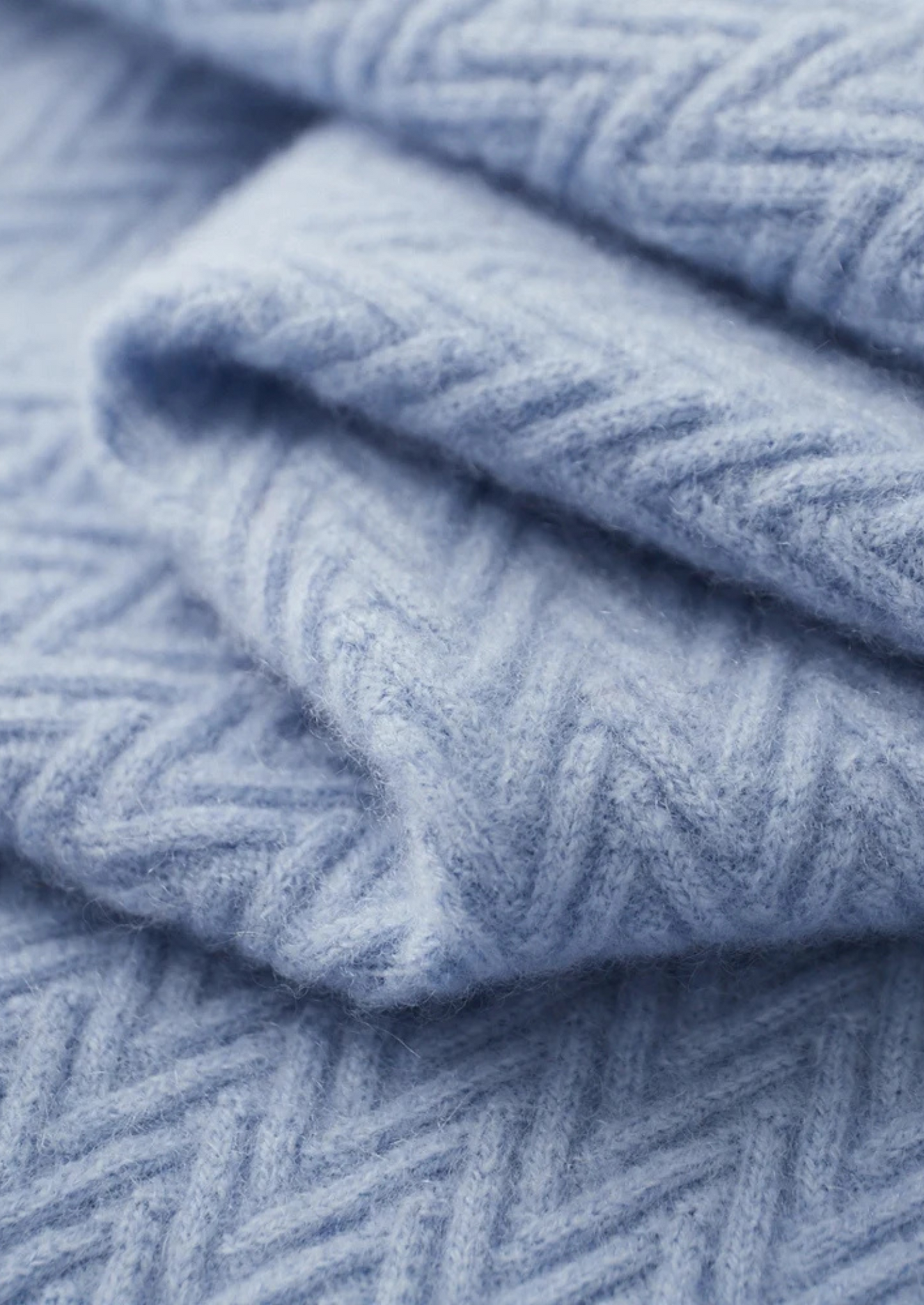 Men's 100% Cashmere Zigzag Button Sweater – Luxury Knitwear – ASCENDARY®