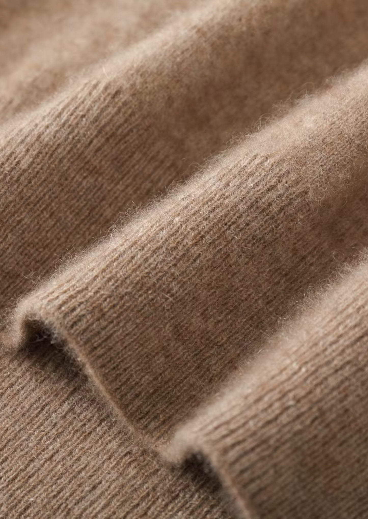 Men's Extra-Fine Merino Wool V-Neck Vest – ASCENDARY®