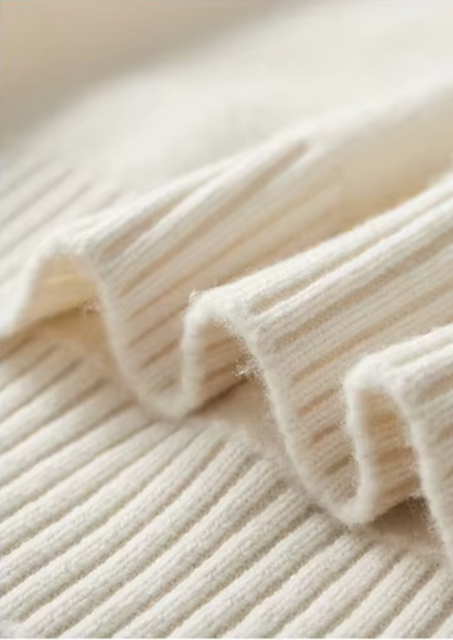 PURE EXTRA-FINE MERINO WOOL CLASSIC BUTTON SWEATER