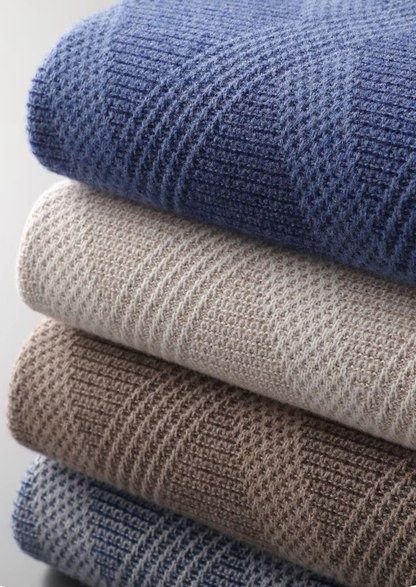 PURE EXTRA-FINE MERINO WOOL TWO TONE PATTERNED MOCKNECK