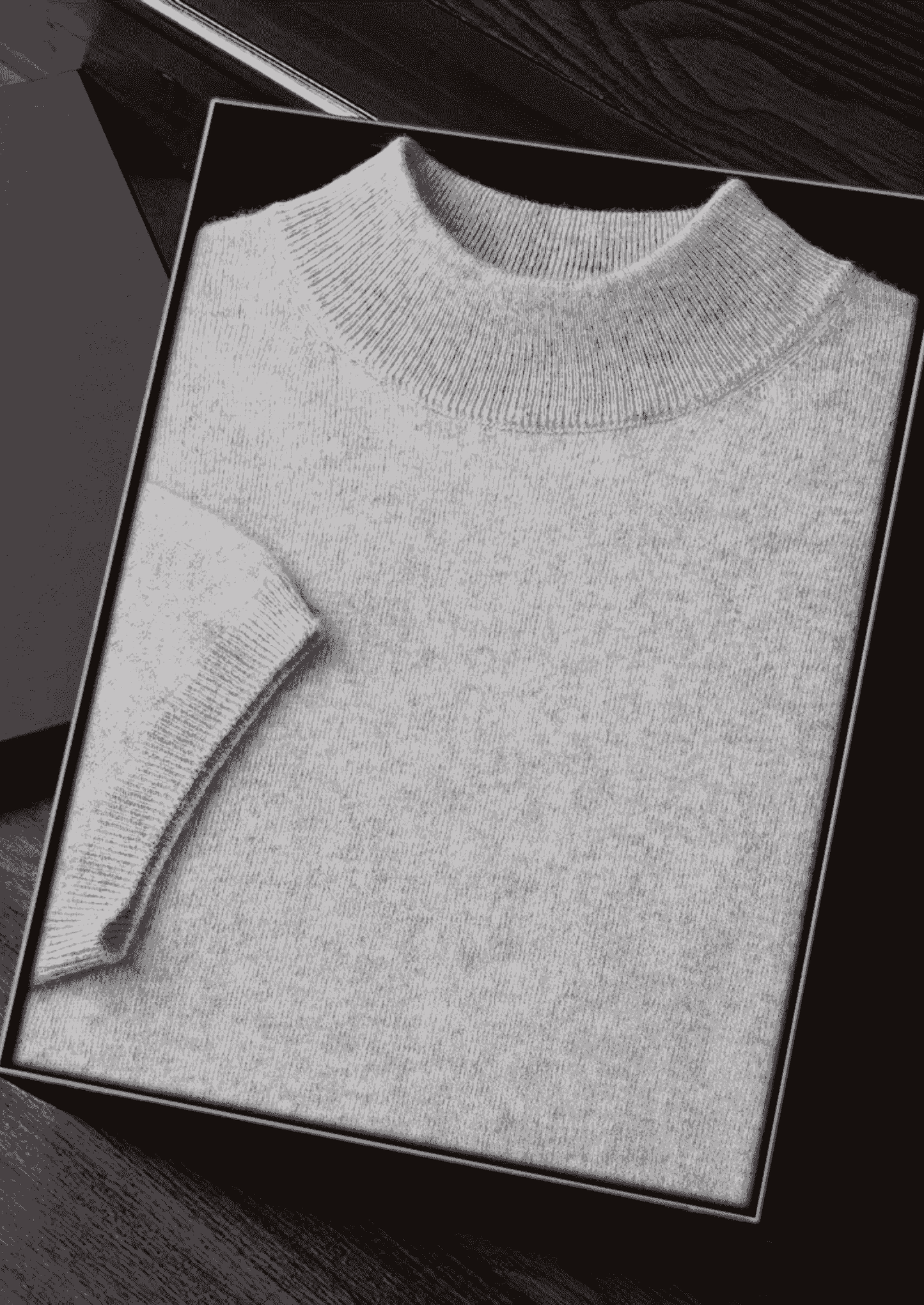 Men's 100% Cashmere Mock Neck T-Shirt – Luxury Knitwear – ASCENDARY®