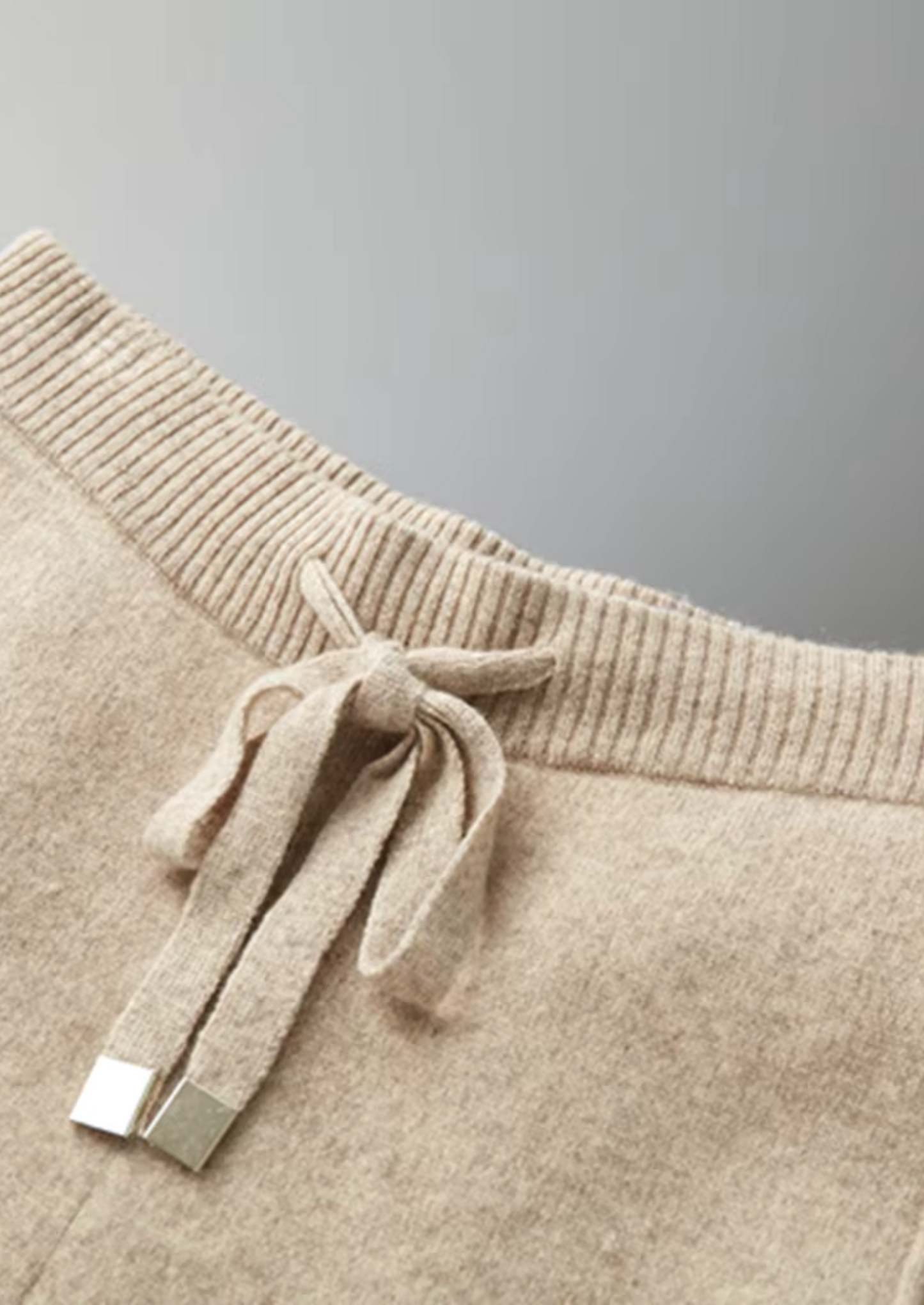 Men's 100% Cashmere Leisure Set – Sand – Hoodie & Joggers – ASCENDARY®