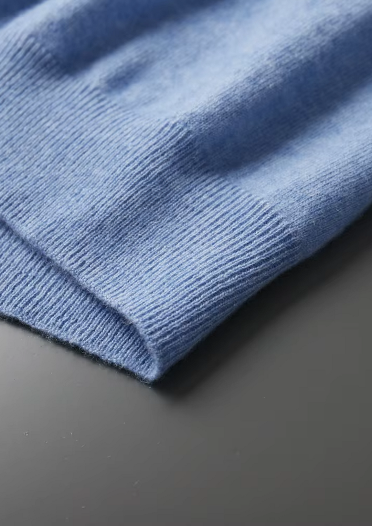 Men's 100% Cashmere Mock Neck T-Shirt – Luxury Knitwear – ASCENDARY®
