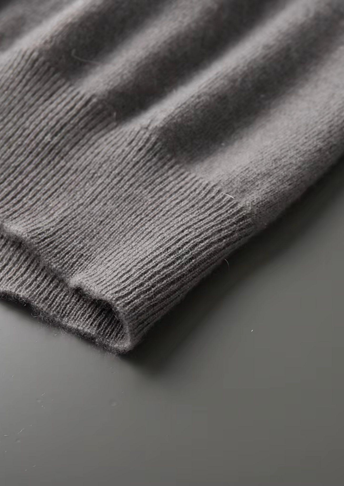 Men's 100% Cashmere Mock Neck T-Shirt – Luxury Knitwear – ASCENDARY®