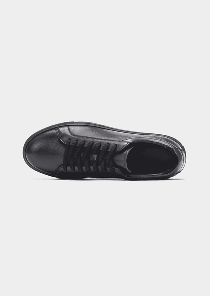 BLACK ESSENTIAL LEATHER SNEAKER
