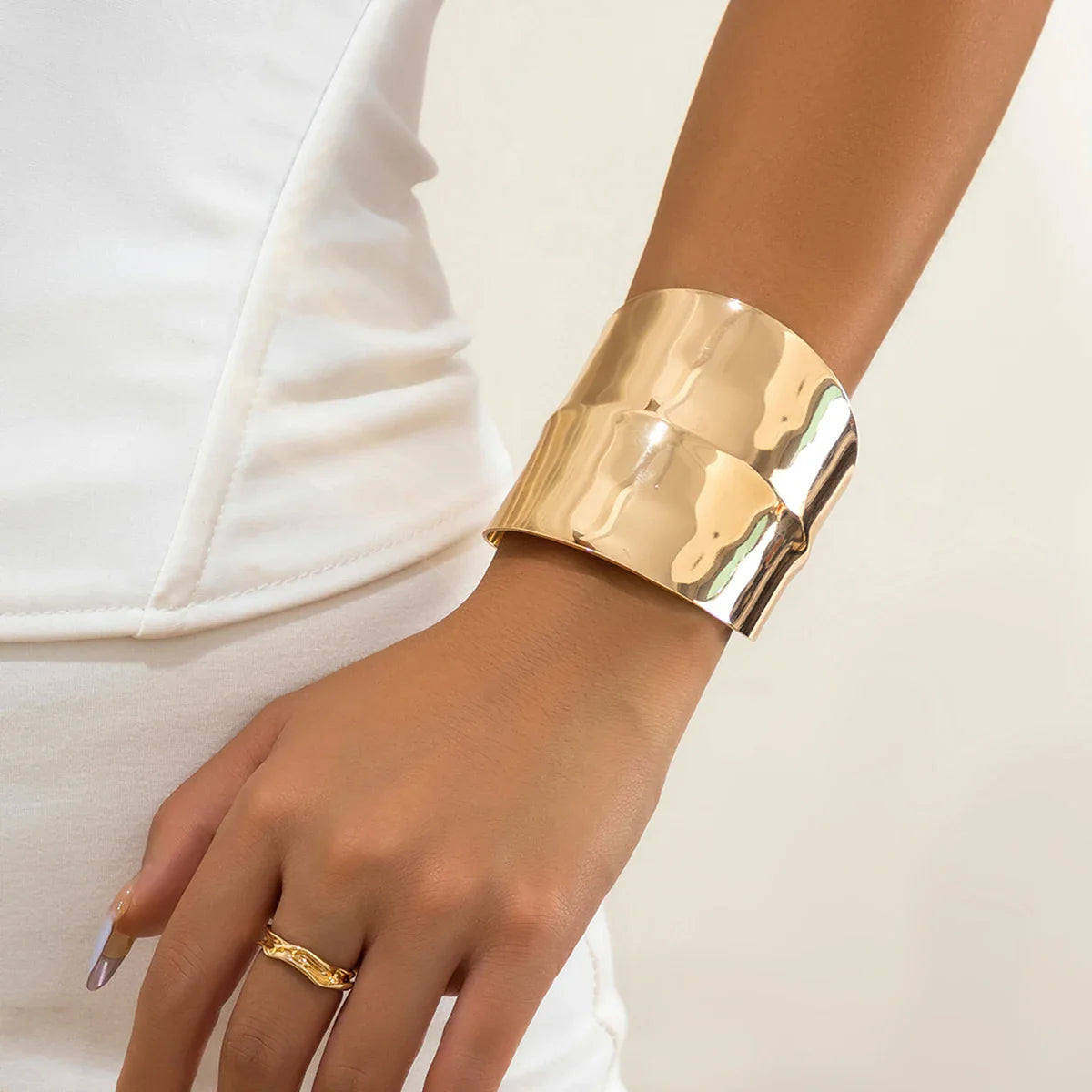 Savona Elara Cuff Bracelet