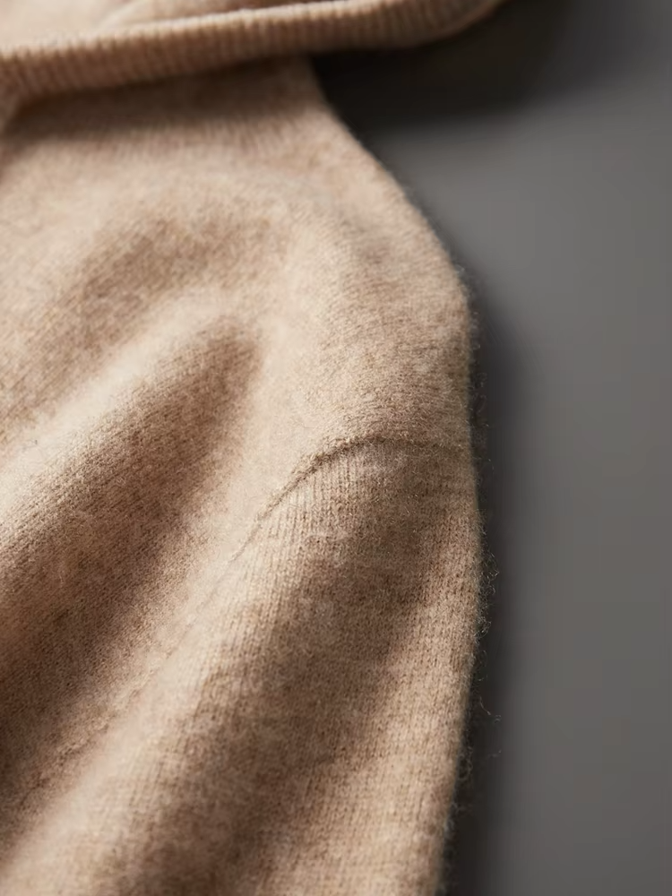 Men's Extra-Fine Merino Wool Leisure Hoodie – Relaxed Fit – ASCENDARY®